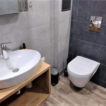 луксозен двустаен * Saints Constantine and Helena