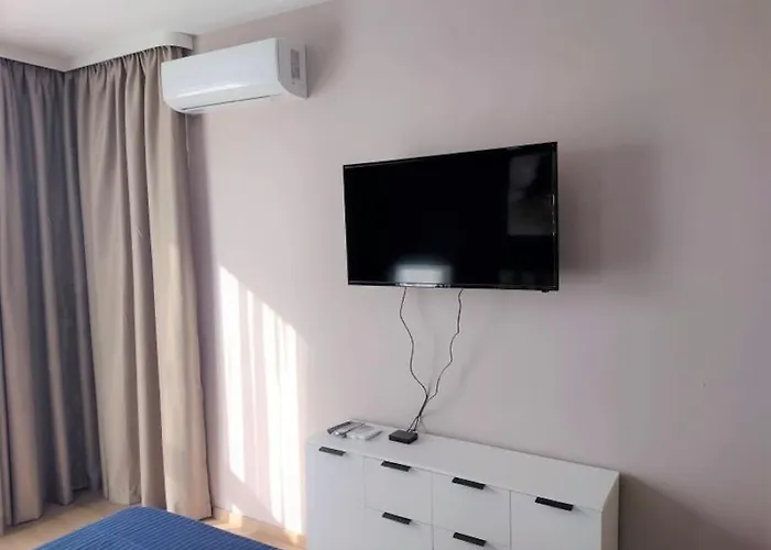 луксозен двустаен * Sankt Konstantin & Helena