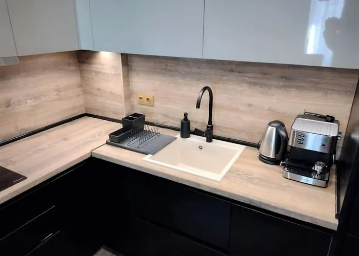 луксозен двустаен Lejlighed Sankt Konstantin & Helena