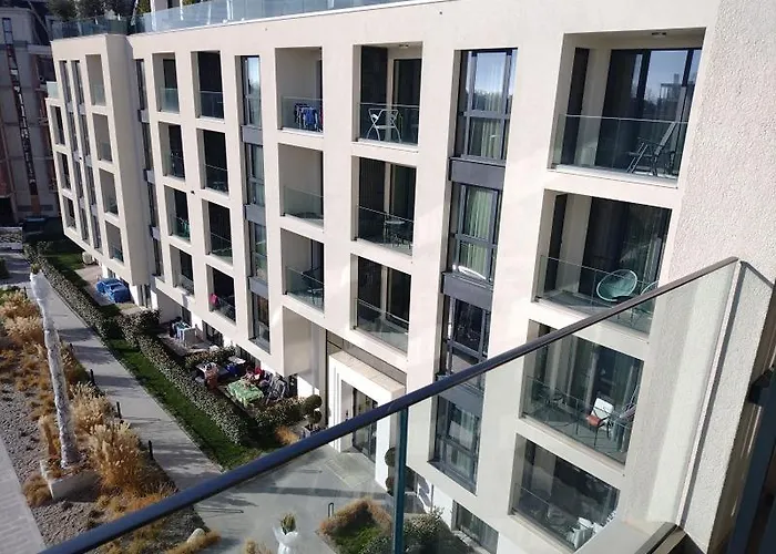 луксозен двустаен Sankt Konstantin & Helena